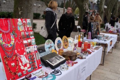 Prvi bazar kućne radinosti u Trebinju