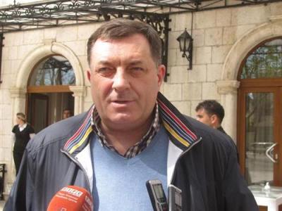 Dodik: Uskoro pokretanje tekstilne proizvodnje u Hercegovini